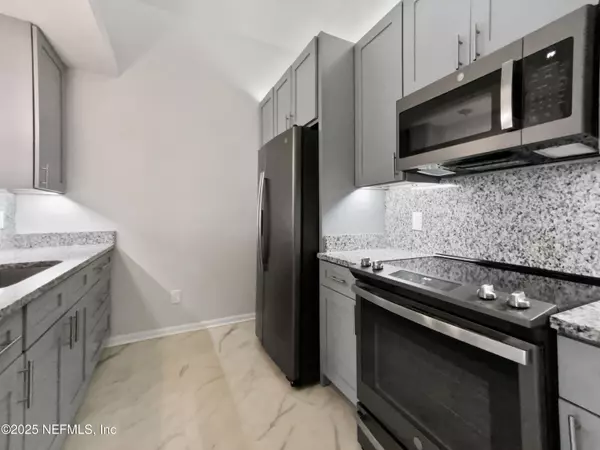 Jacksonville, FL 32256,8715 BELLE RIVE BLVD #1506