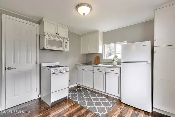 Ormond Beach, FL 32174,279 SELDEN AVE