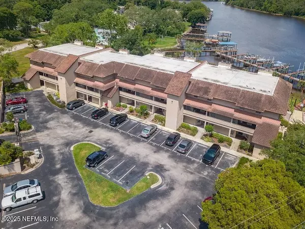 Jacksonville, FL 32211,1307 RIVER HILLS CIR #16