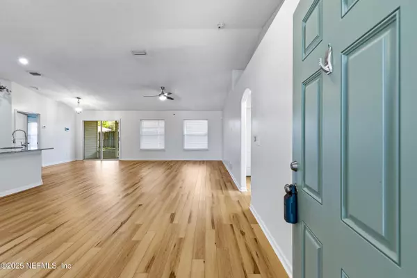 Jacksonville, FL 32222,6929 NICHOLS CREEK DR