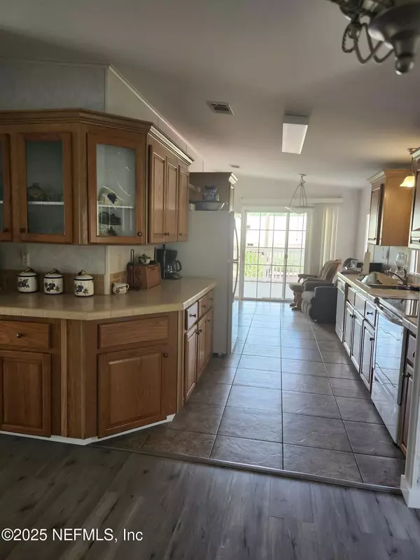 Pomona Park, FL 32181,145 LAKE ST