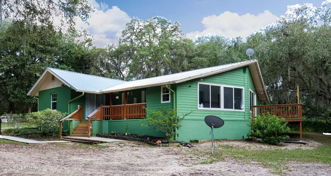 5817 S CRATER LAKE CIR, Keystone Heights, FL 32656