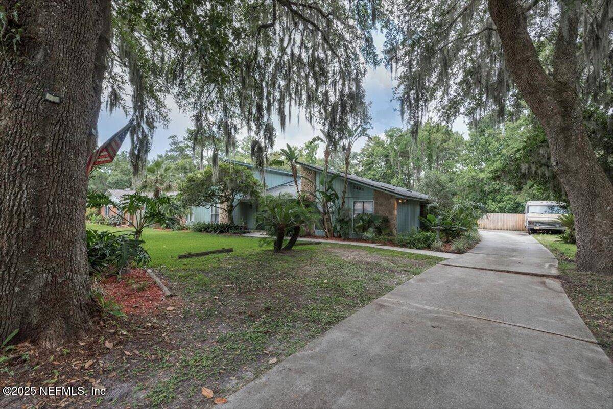 Orange Park, FL 32073,2496 SHALIMAR LN