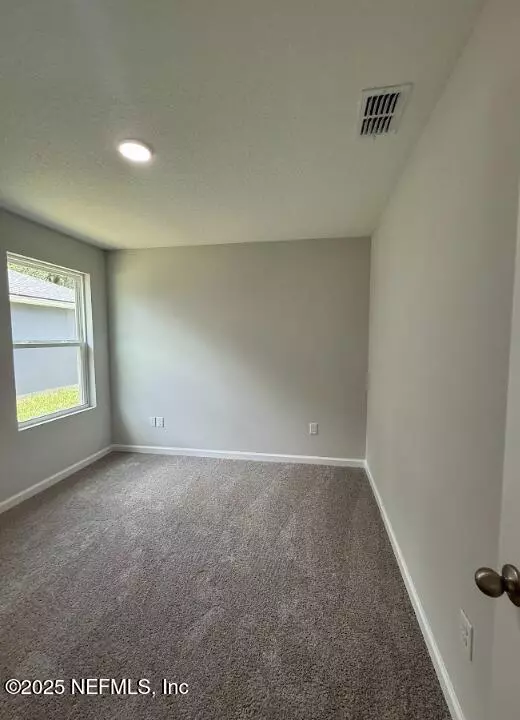 Jacksonville, FL 32220,8045 DRIGGERS ST
