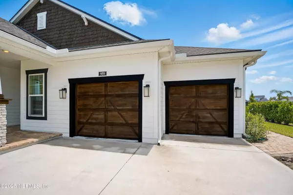 Ponte Vedra, FL 32081,959 CROSSWATER LAKE DR