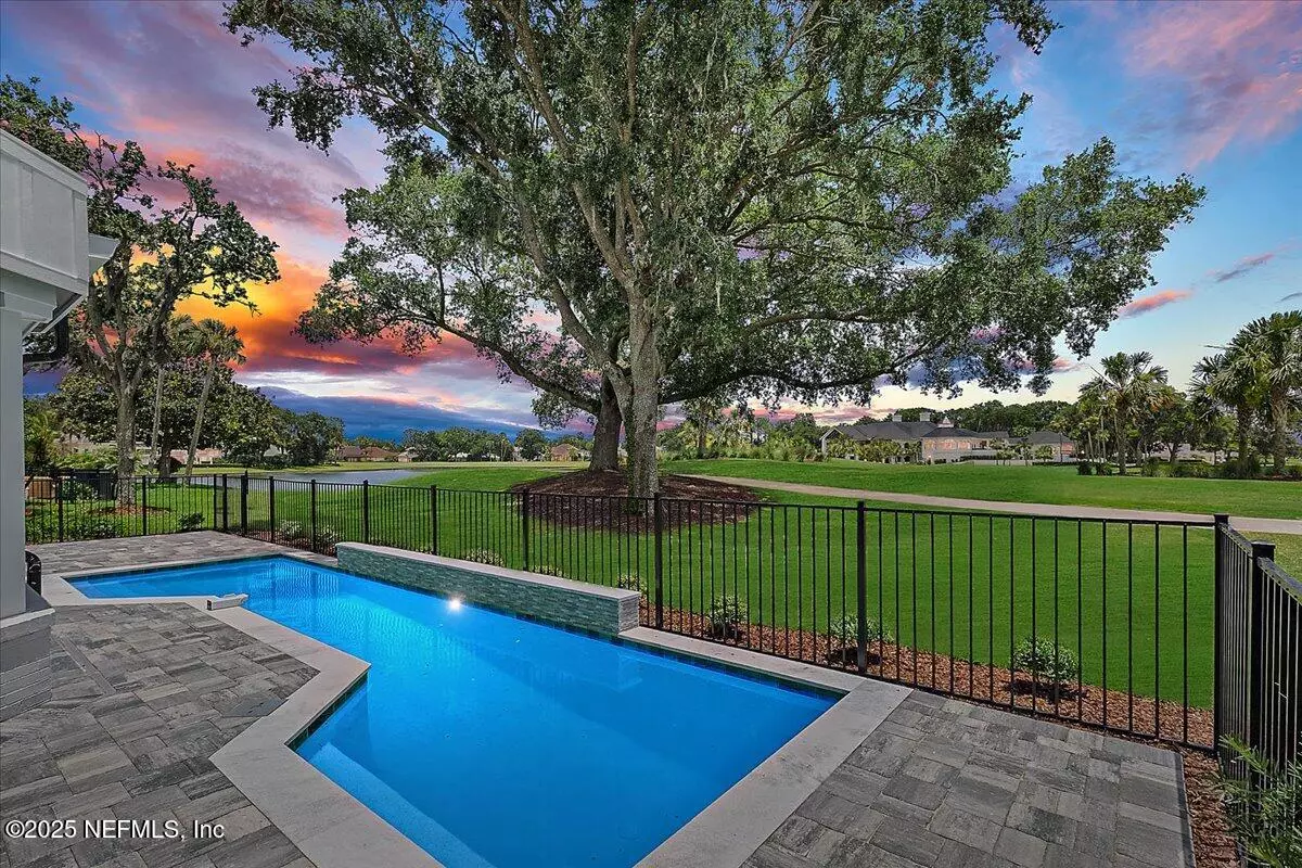 Ponte Vedra Beach, FL 32082,172 LAUREL LN