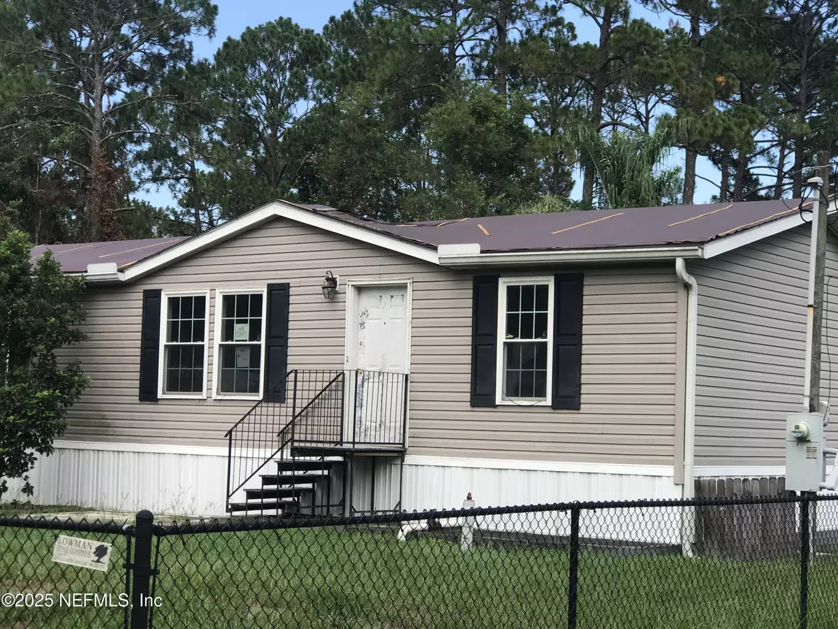 Satsuma, FL 32189,220 HORSE LANDING RD