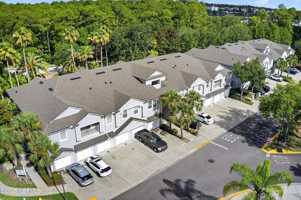 Jacksonville, FL 32256,8196 CABIN LAKE CIR #108