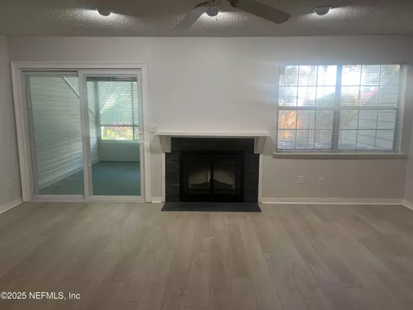 Neptune Beach, FL 32266,1535 SUMMER SANDS DR