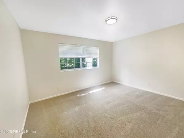 Jacksonville, FL 32225,14112 PLEASANT POINT LN