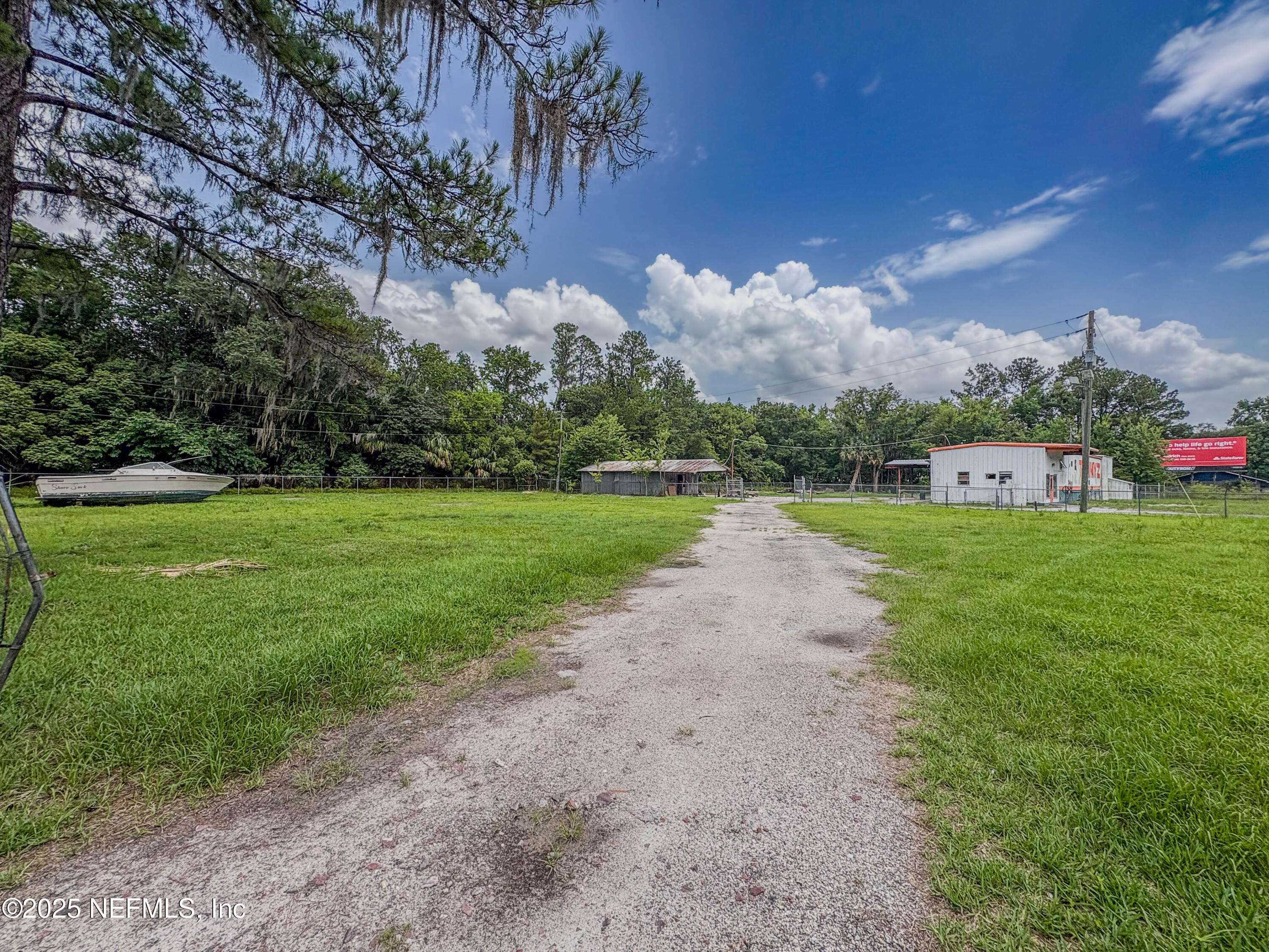 East Palatka, FL 32131,110 STATE ROAD 207