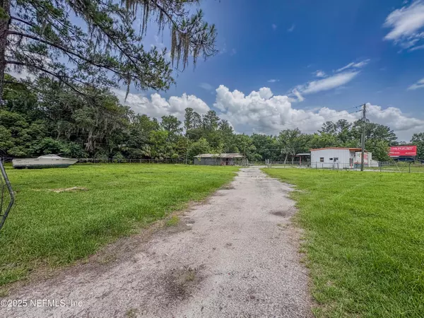 East Palatka, FL 32131,110 STATE ROAD 207