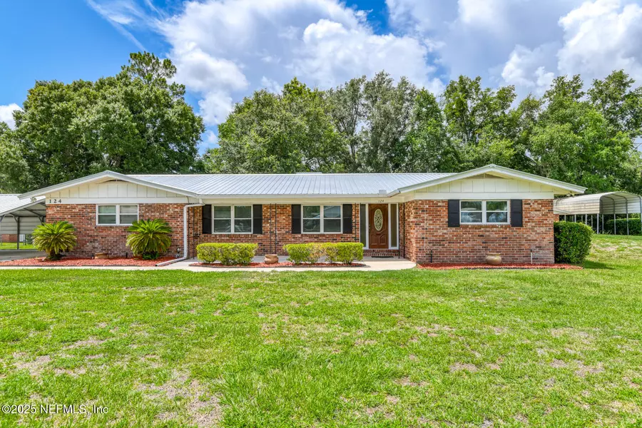 124 LATESHA TER, Palatka, FL 32177