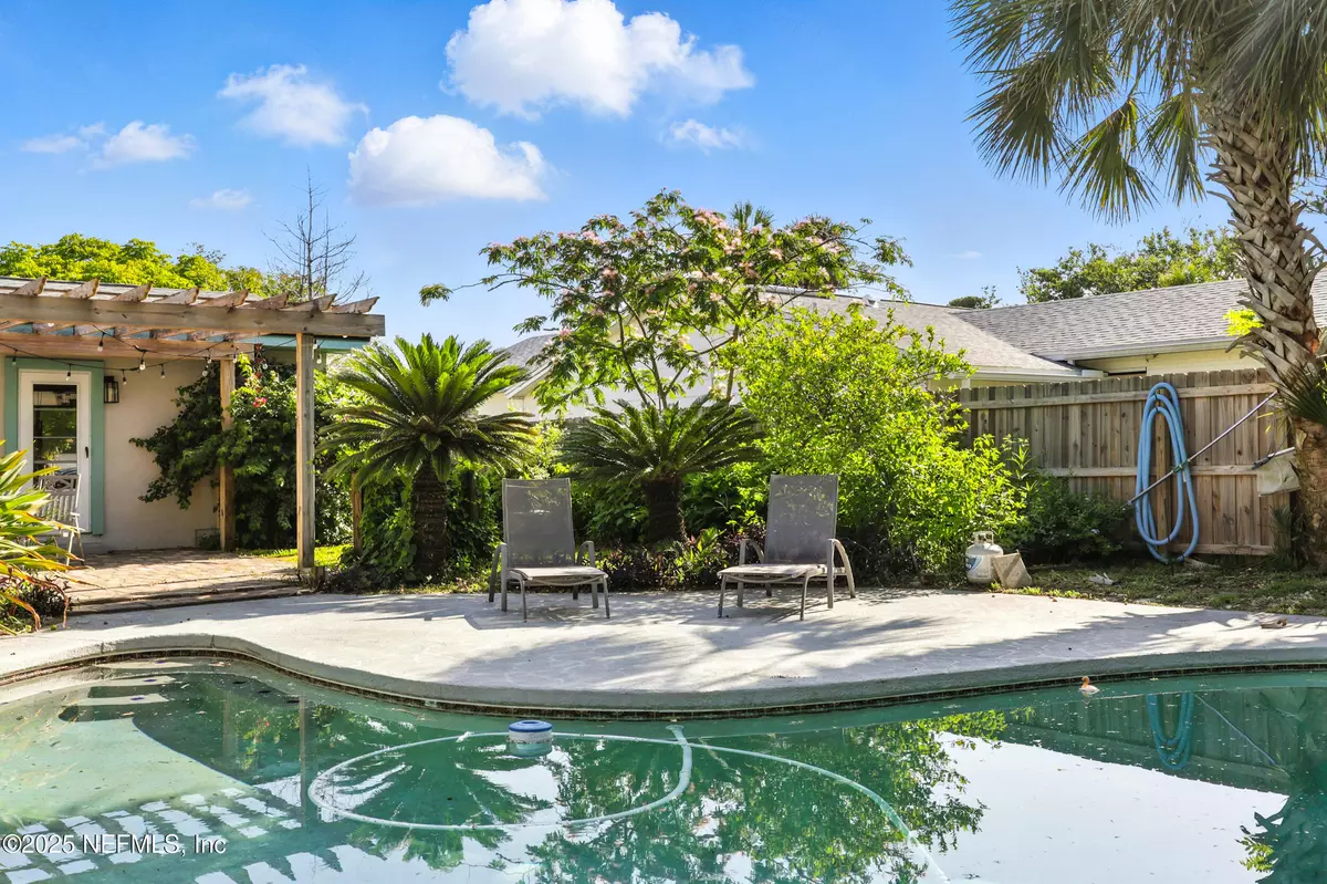 Ponte Vedra Beach, FL 32082,10 SEA BASS LN