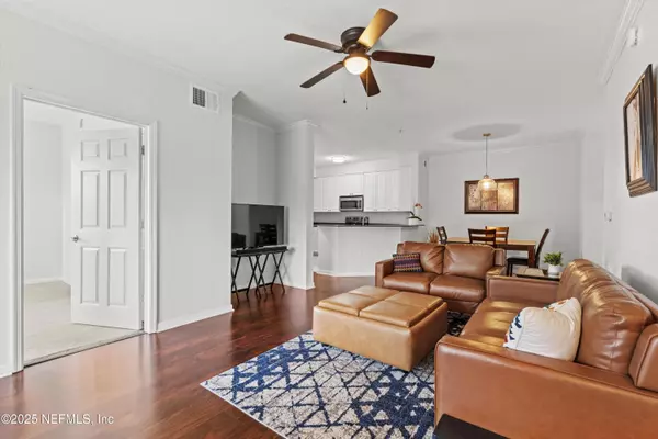 Jacksonville, FL 32216,8539 GATE Pkwy W #131