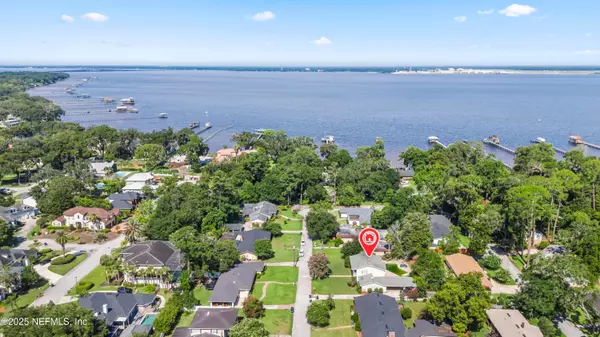 Jacksonville, FL 32217,3679 RUSTIC LN