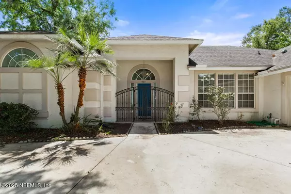 St. Johns, FL 32259,825 BUCKEYE LN W