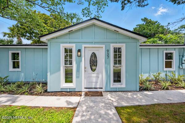 Jacksonville Beach, FL 32250,937 4TH AVE S