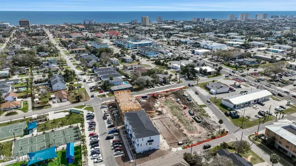 Jacksonville Beach, FL 32250,1026 2ND AVE N