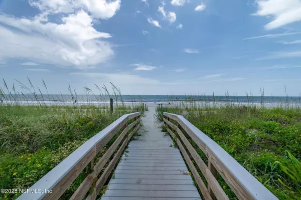 Ponte Vedra Beach, FL 32082,136 PONTE VEDRA COLONY CIR #136