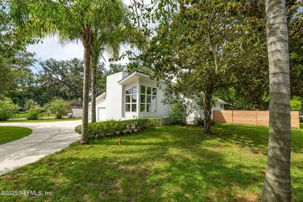 Jacksonville, FL 32217,7955 SAN JOSE BLVD