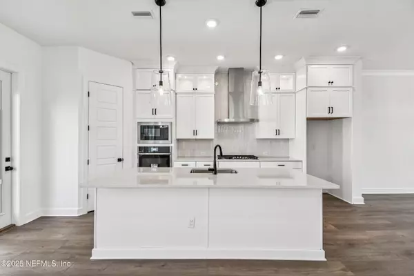 Jacksonville, FL 32224,11923 MIRACLE WOODS WAY