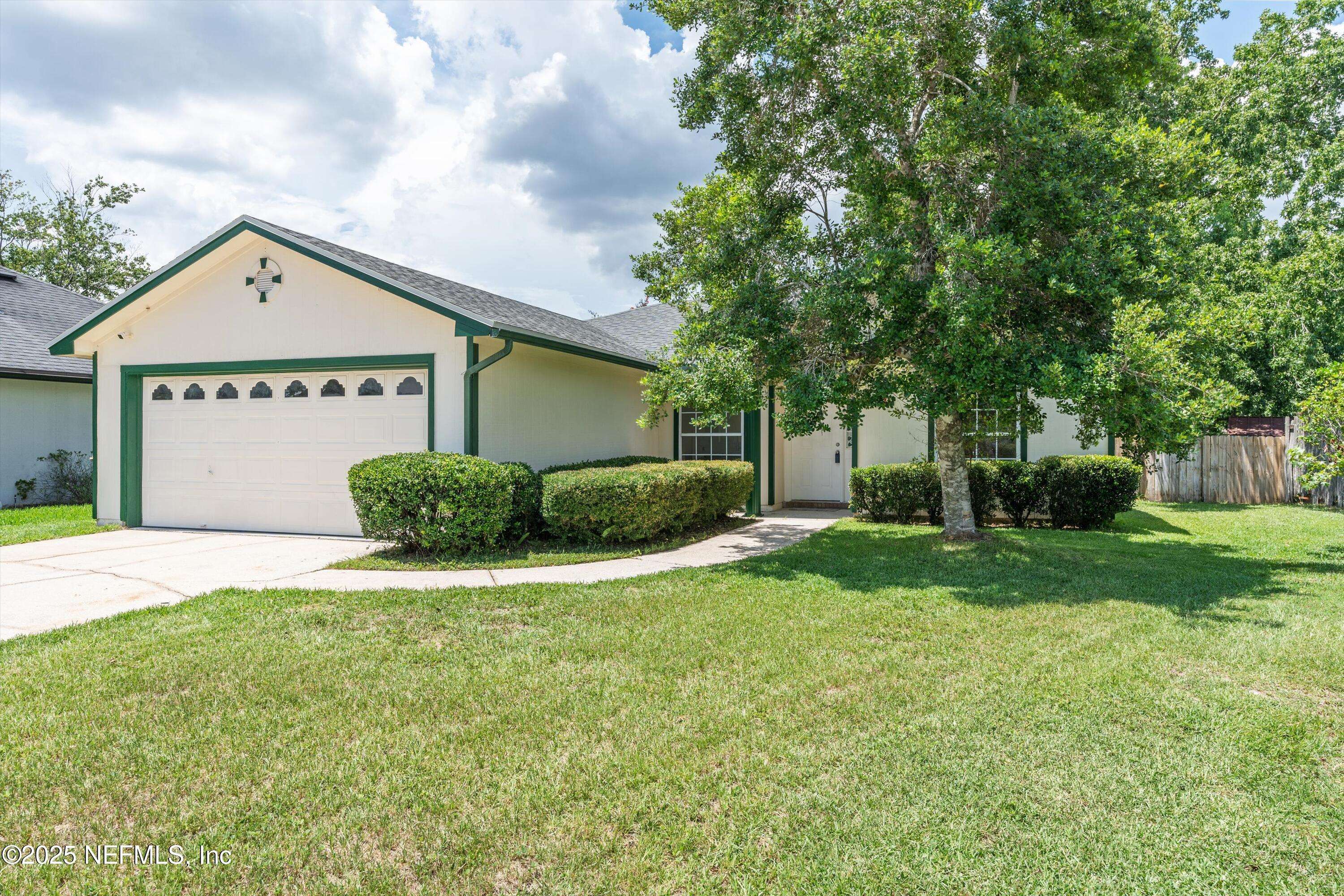 4533 WANDERING OAKS DR S, Jacksonville, FL 32257
