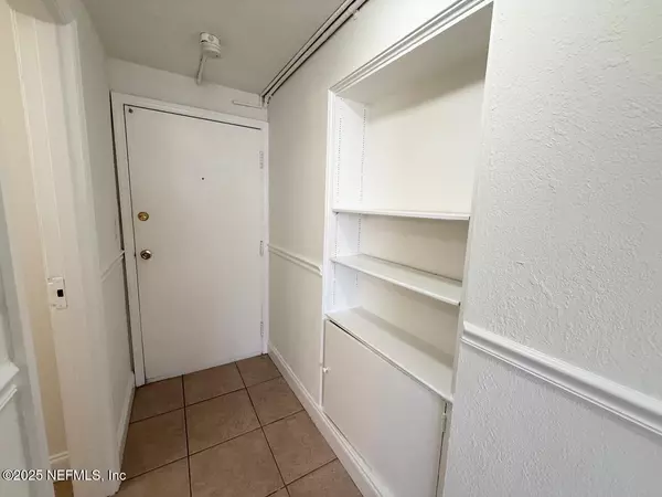 Jacksonville, FL 32202,311 W ASHLEY ST #1412