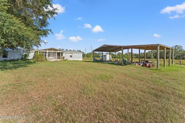 Hawthorne, FL 32640,4203 SE US HWY 301