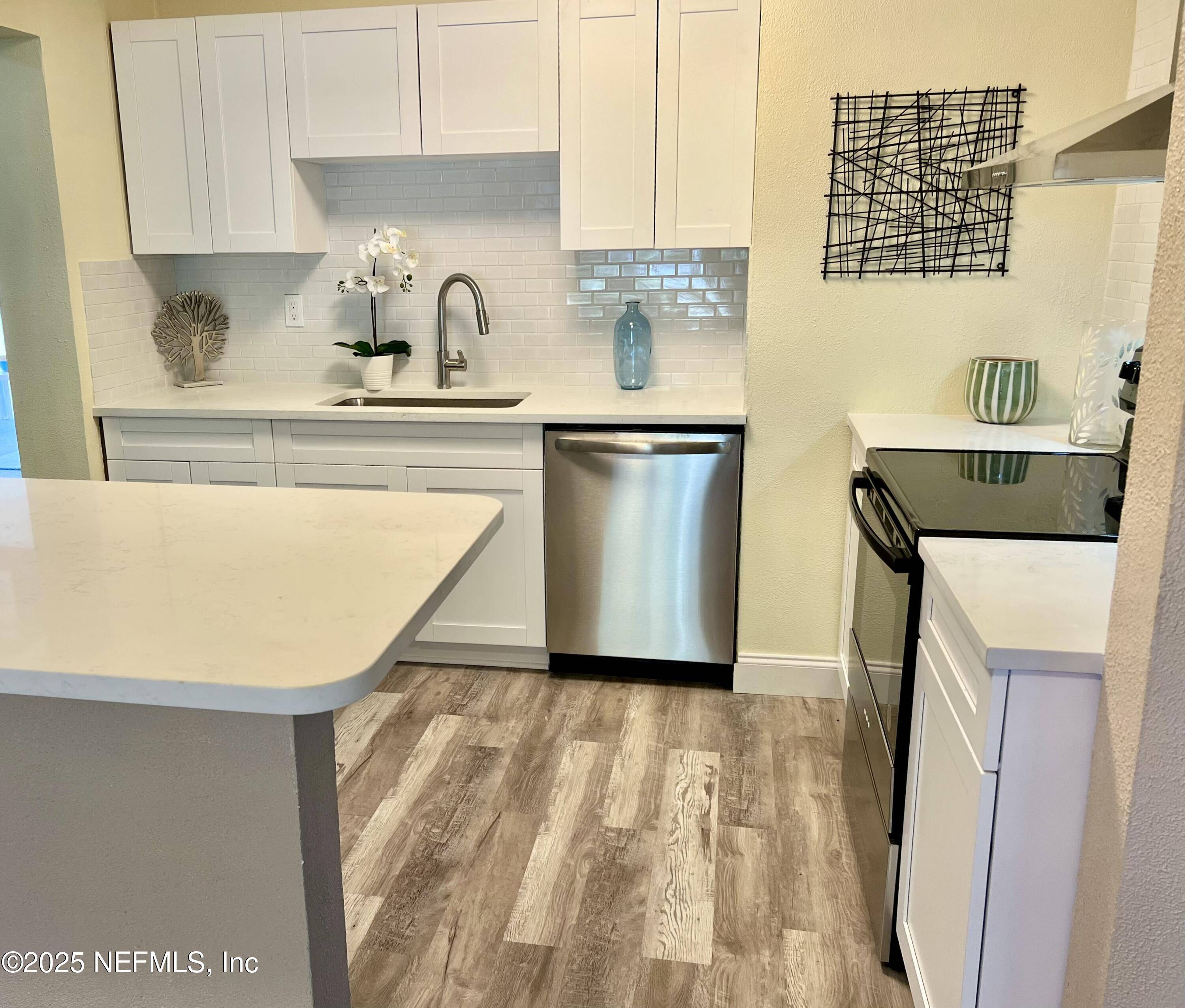 Jacksonville, FL 32207,3443 INWOOD CIR W