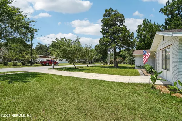 Keystone Heights, FL 32656,645 SHADY LN