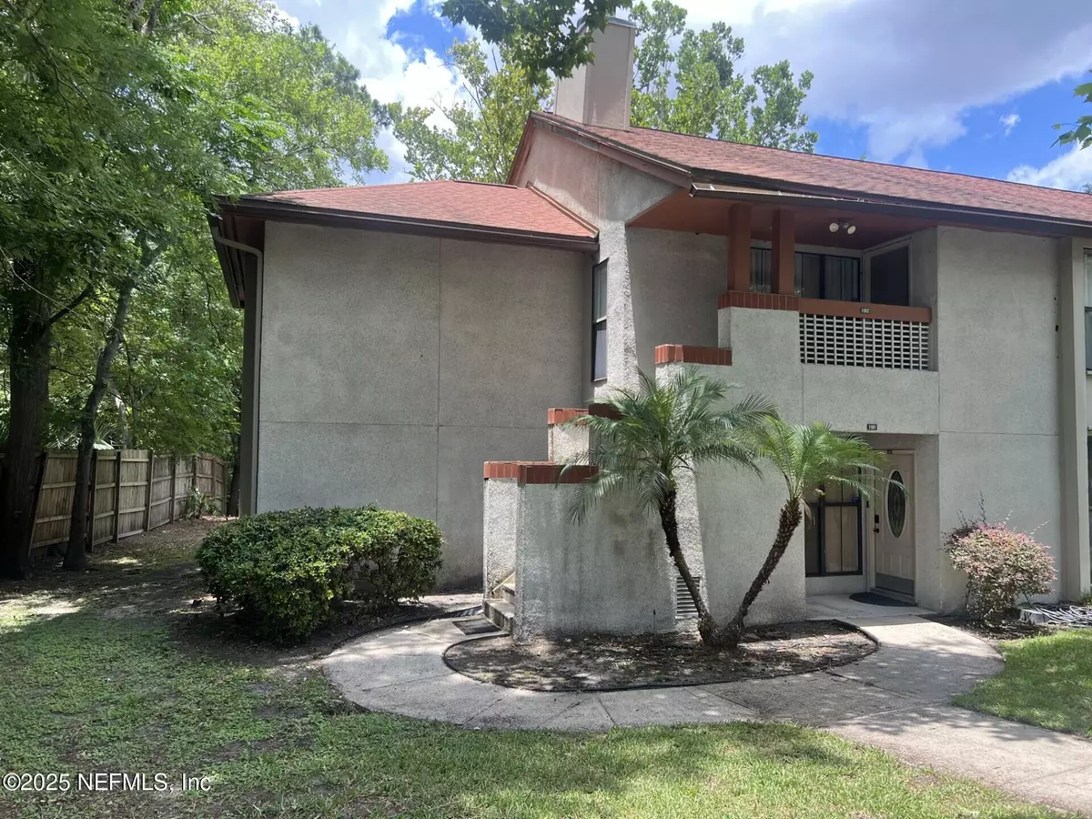 Jacksonville, FL 32256,1102 WOOD HILL PL #1102