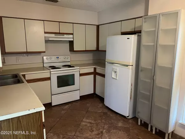 Jacksonville, FL 32256,1102 WOOD HILL PL #1102