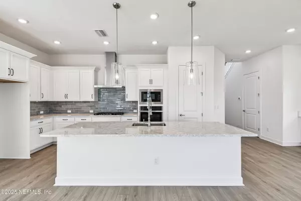 Jacksonville, FL 32224,5583 LUMBER MILL RD