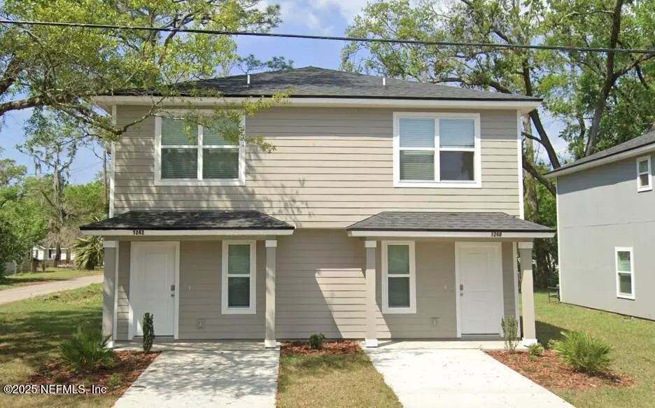 1242/ 1240 PANGOLA DR, Jacksonville, FL 32205