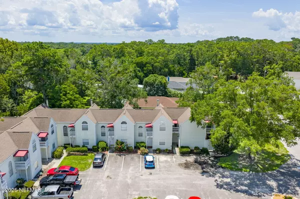 Orange Park, FL 32065,2300 TWELVE OAKS DR #K-14