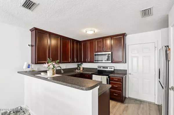 St. Johns, FL 32259,832 BLACK CHERRY DR S