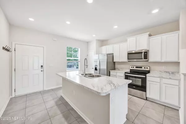 Jacksonville, FL 32225,2888 BLACK BUCK CIR