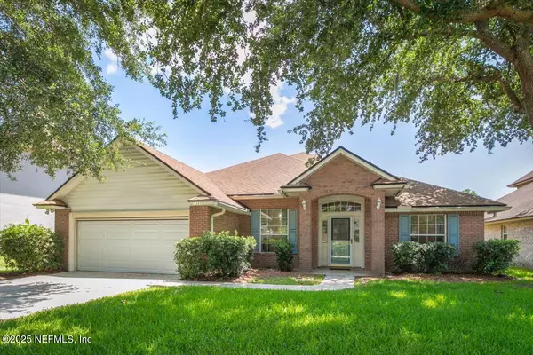 1385 SOARING FLIGHT WAY, Jacksonville, FL 32225