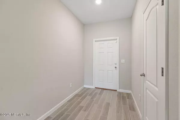 Jacksonville, FL 32233,1111 BEACH DUNE DR