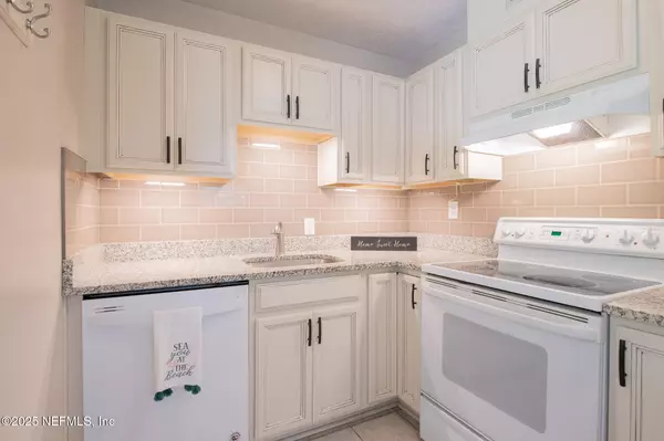 Jacksonville Beach, FL 32250,1869 ARDEN WAY