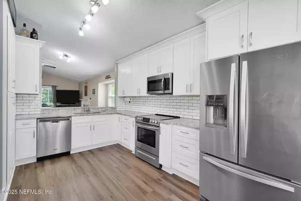 Jacksonville, FL 32257,4645 RIDGE WALK LN