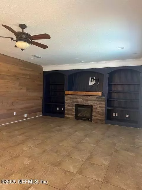 Fruit Cove, FL 32259,738 W KINGS COLLEGE DR