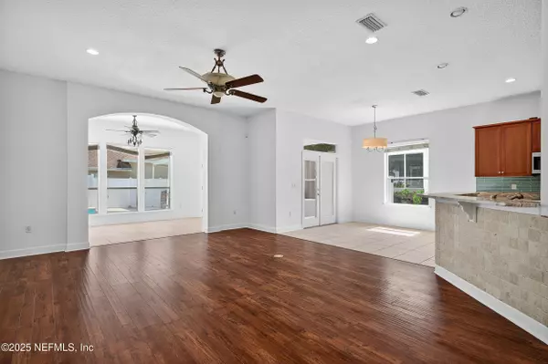 Jacksonville, FL 32246,10008 SIFTON CT