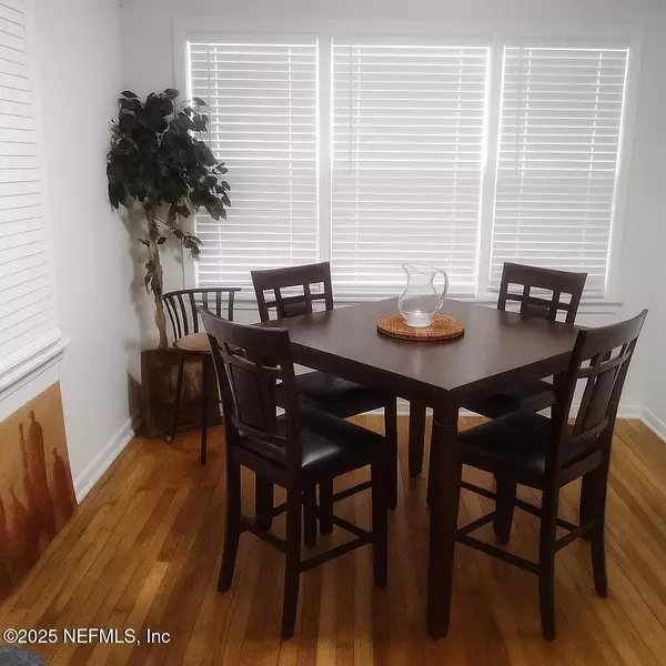 Jacksonville, FL 32206,228 E 25TH ST