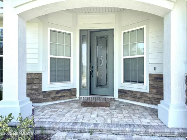St. Augustine, FL 32092,835 SILVER PINE DR