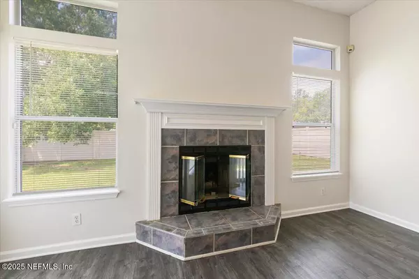 Orange Park, FL 32073,700 SCARLET VIEW CT