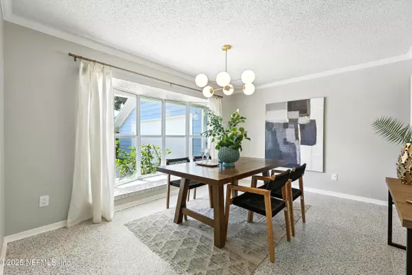 Jacksonville, FL 32216,3328 W HIDDEN LAKE DR