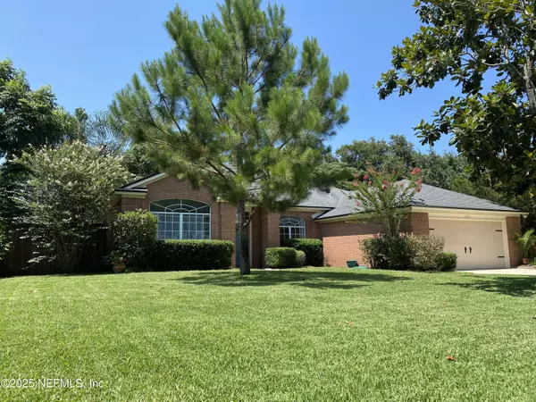 Jacksonville, FL 32223,3851 FAIRBANKS FOREST DR