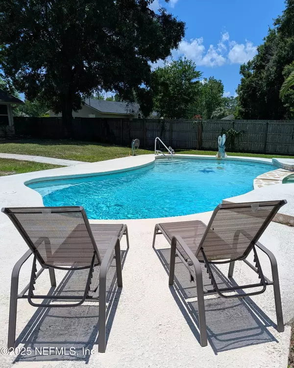 Fleming Island, FL 32003,2168 DEER RUN LN